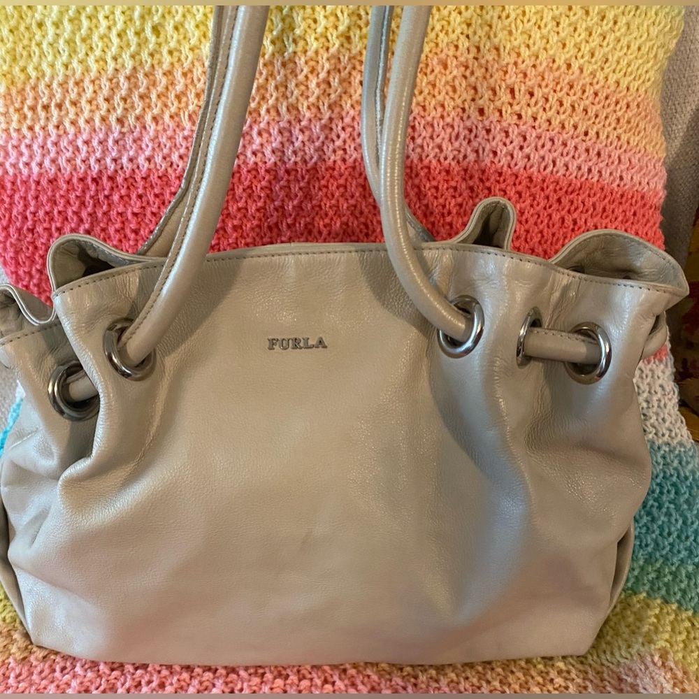 Furla Taupe Leather Top Handle Bag. Great used condition. Preloved - Picture 4 of 15